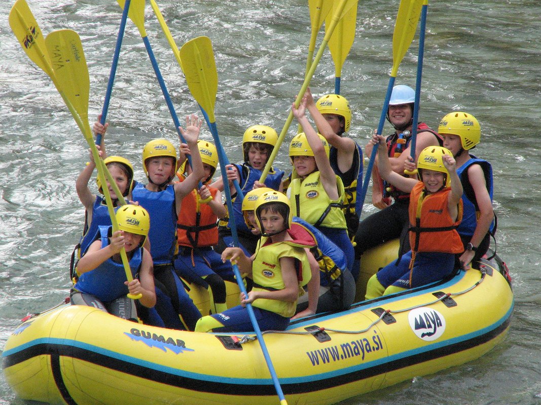 rafting-schools-kamno2-maya-team.jpg