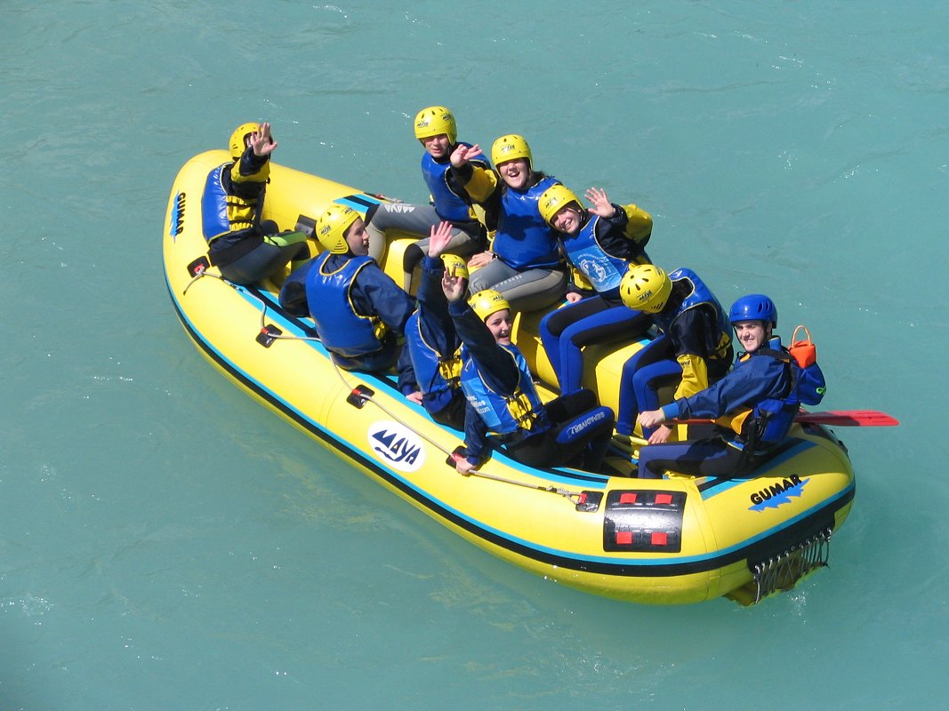 rafting-schools-kamno3-maya-team.jpg